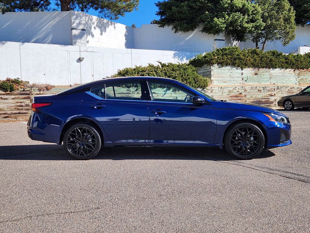 Used 2024 Nissan Altima 2.5 SR image 4