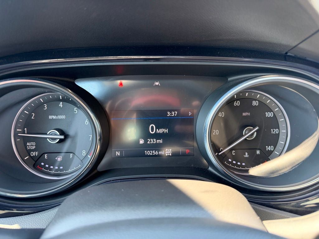 Used 2022 Buick Encore GX Select AWD/4WD image 12