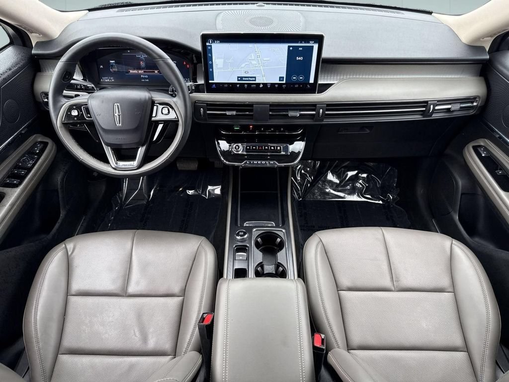 Certified 2023 Lincoln Corsair AWD w/ Equipment Group 101A image 32