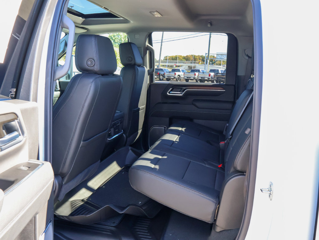 New 2026 GMC Sierra 3500 Denali w/ Denali Reserve Package AWD/4WD image 12