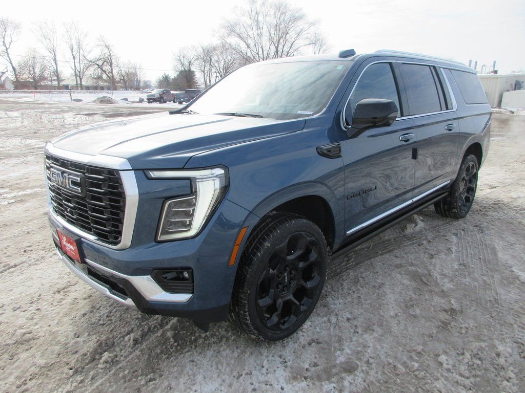 New 2026 GMC Yukon XL Denali w/ Denali Reserve Package image 9
