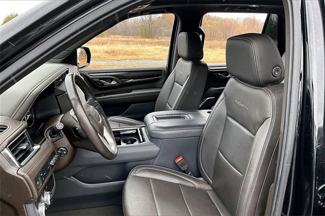 Used 2021 GMC Yukon Denali image 21