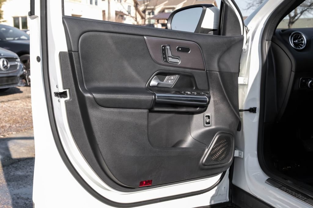 Used 2021 Mercedes-Benz GLA 250 image 40