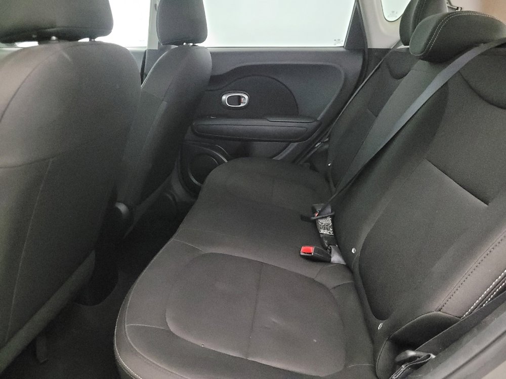 Used 2017 Kia Soul image 18