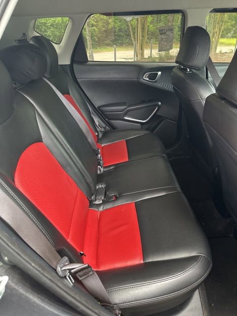 Used 2021 Kia Soul S FWD image 7