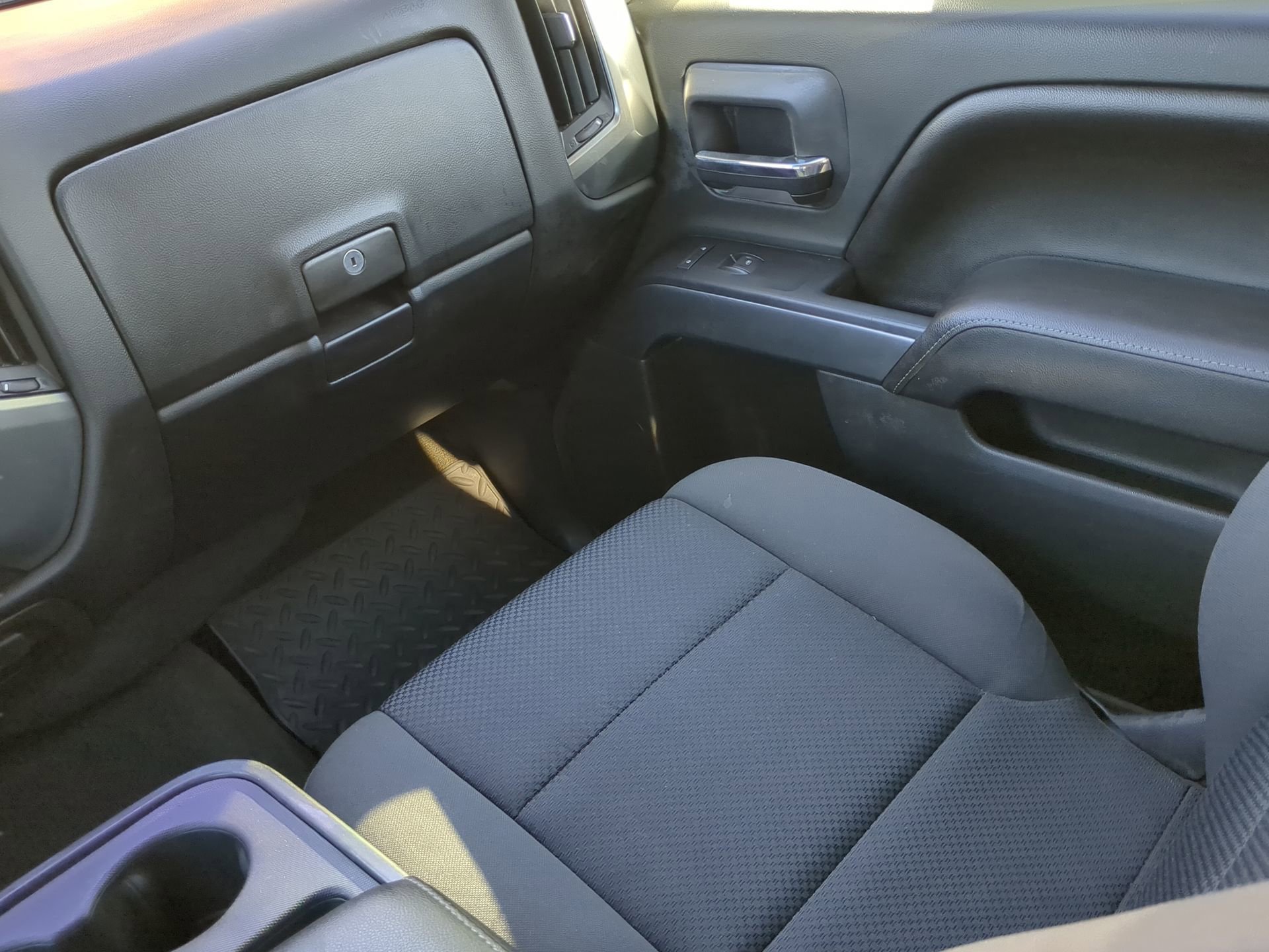 Used 2017 Chevrolet Silverado 1500 LT w/ All Star Edition image 52