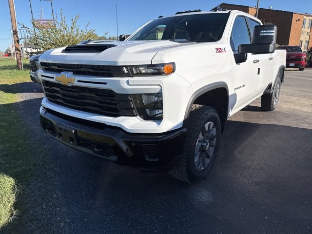New 2026 Chevrolet Silverado 2500 Custom image 2