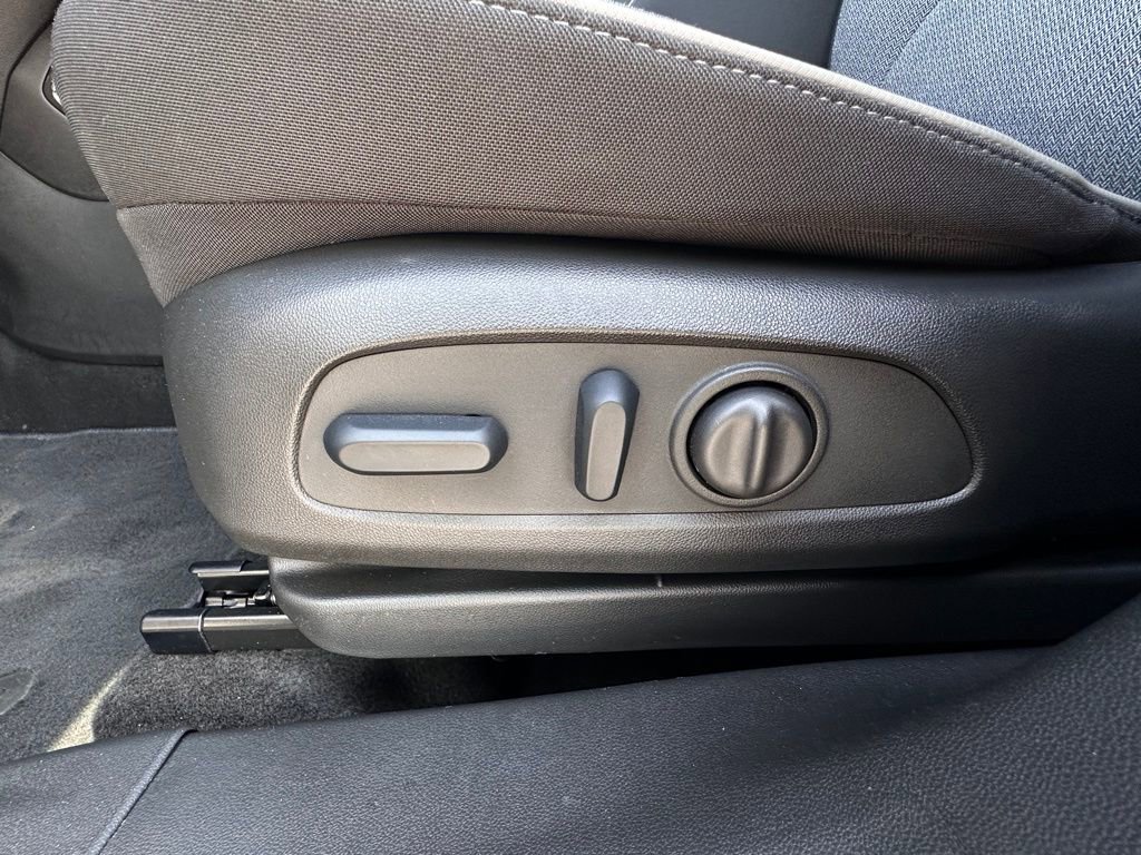 Certified 2023 Chevrolet TrailBlazer LT w/ Convenience Package image 18