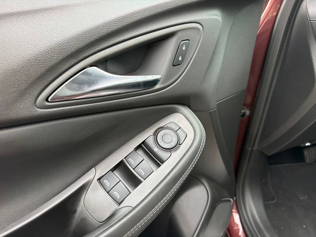 Used 2023 Buick Encore GX Preferred w/ Cold Weather Comfort Package FWD image 11