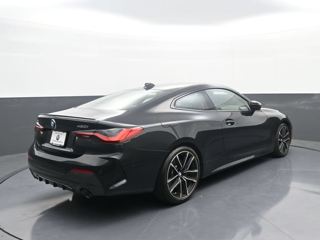 Used 2023 BMW 430i xDrive Coupe w/ M Sport Package AWD/4WD image 7