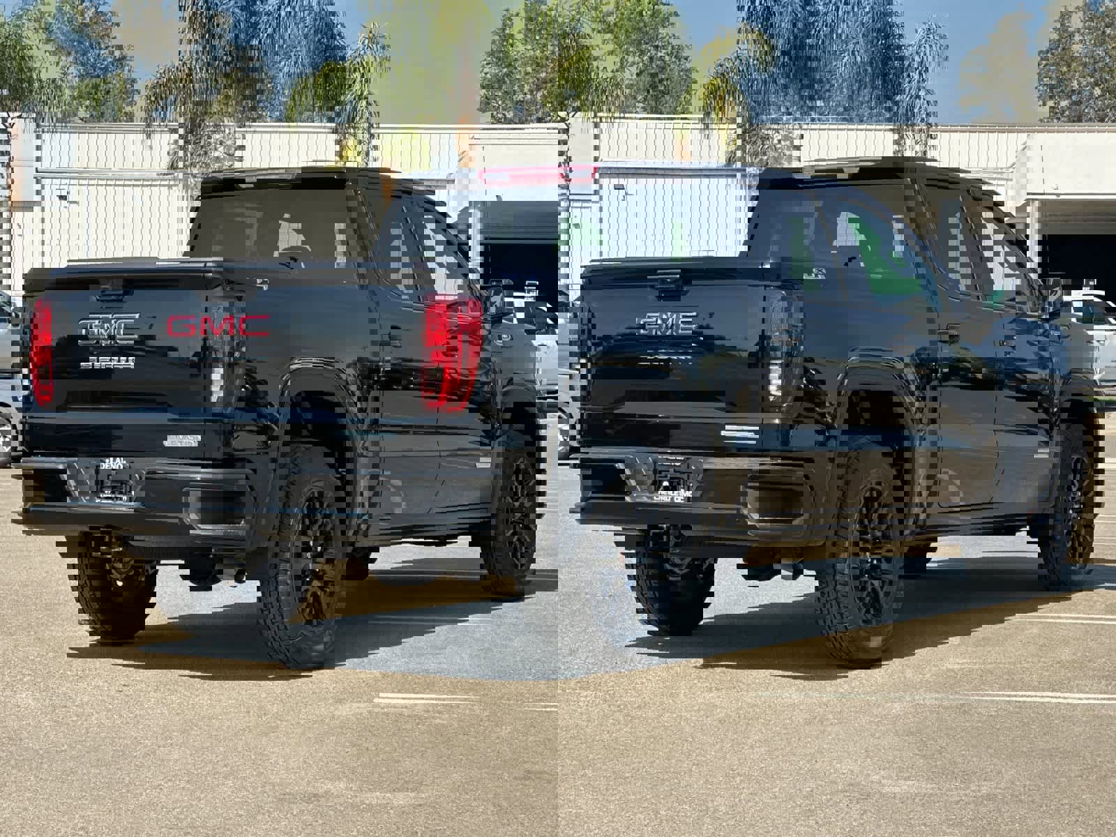 New 2026 GMC Sierra 1500 Elevation image 5