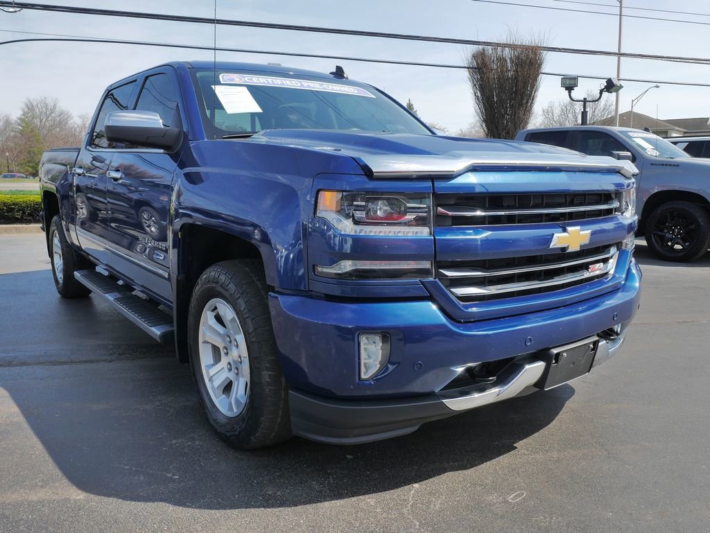 Used 2017 Chevrolet Silverado 1500 LTZ Z71 w/ LTZ Plus Package image 3