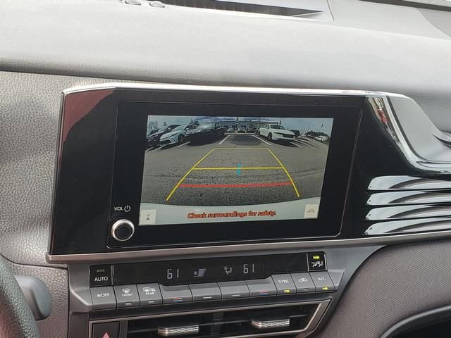 Used 2025 Toyota Camry LE FWD image 23