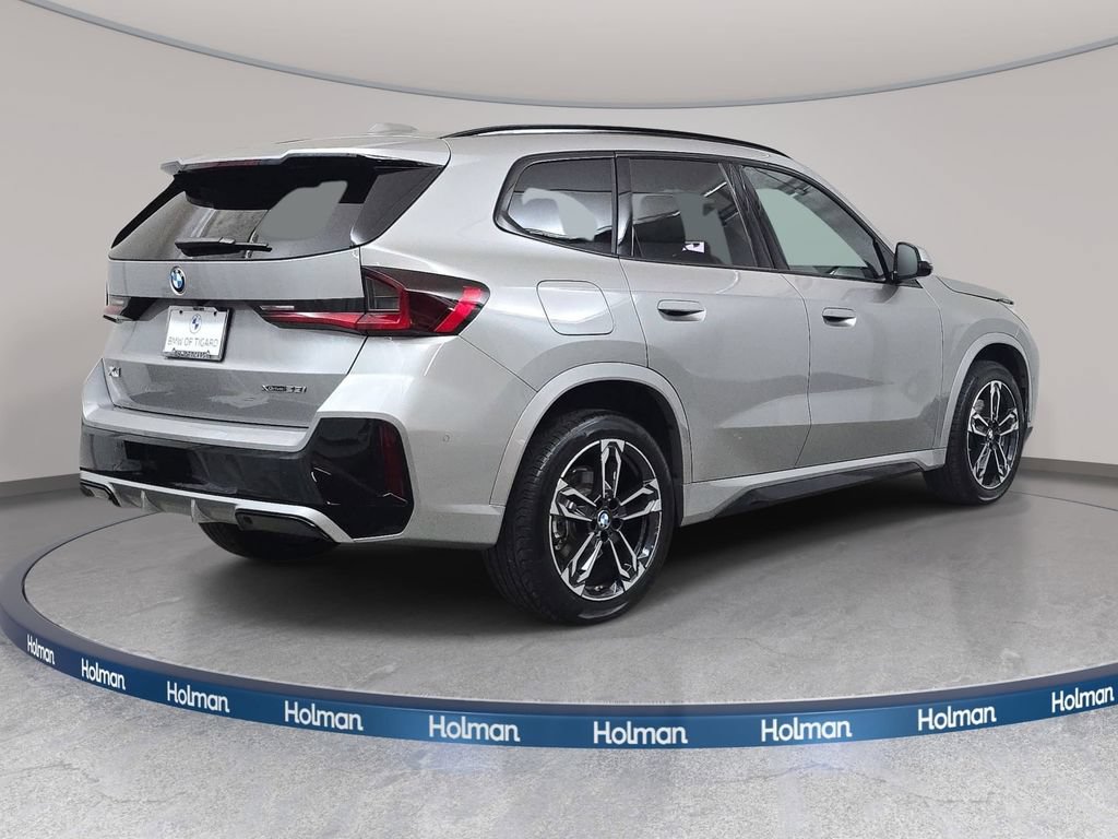 Used 2026 BMW X1 xDrive28i w/ M Sport Package AWD/4WD image 6