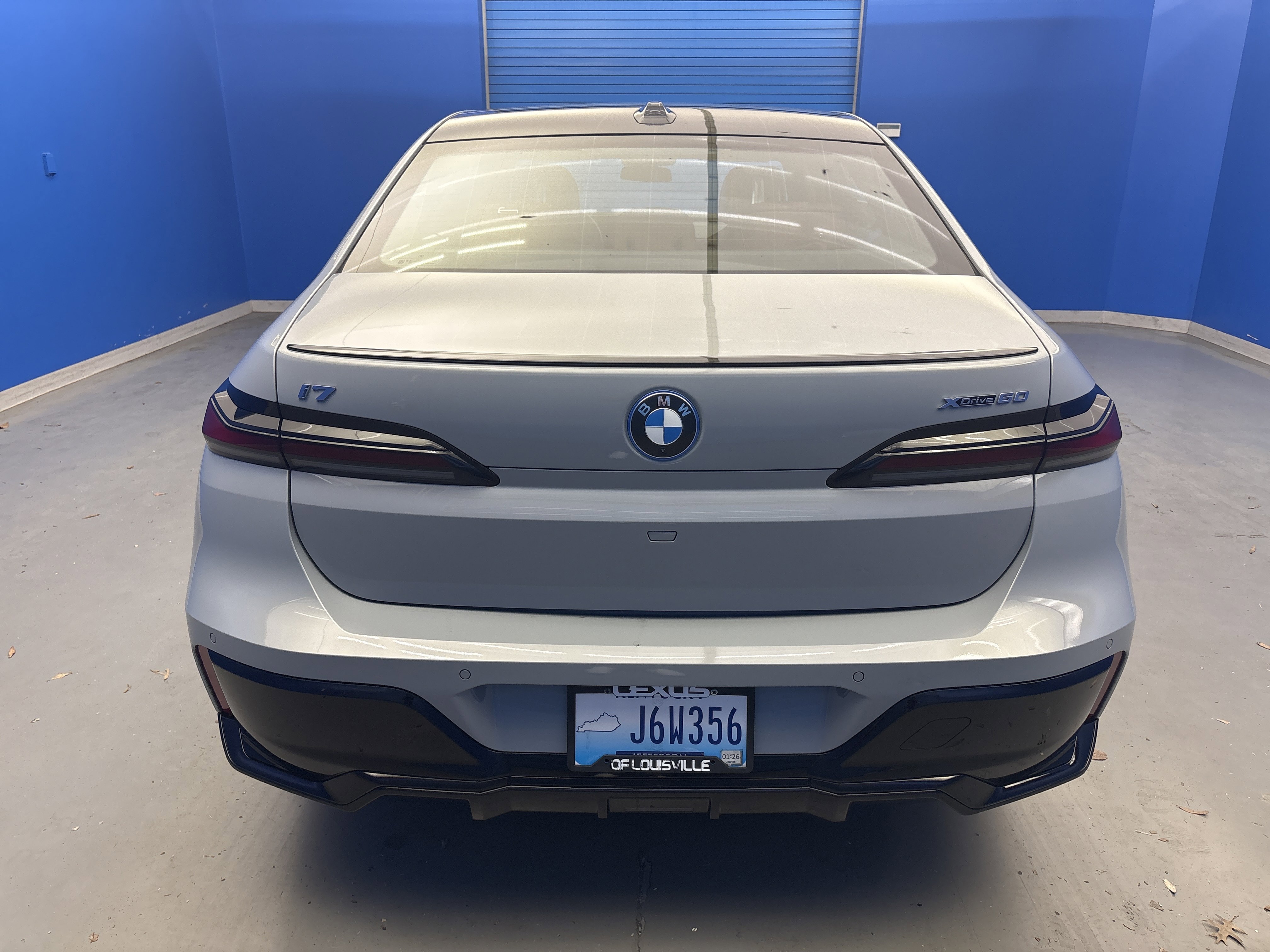 Used 2023 BMW i7 xDrive60 AWD/4WD image 6
