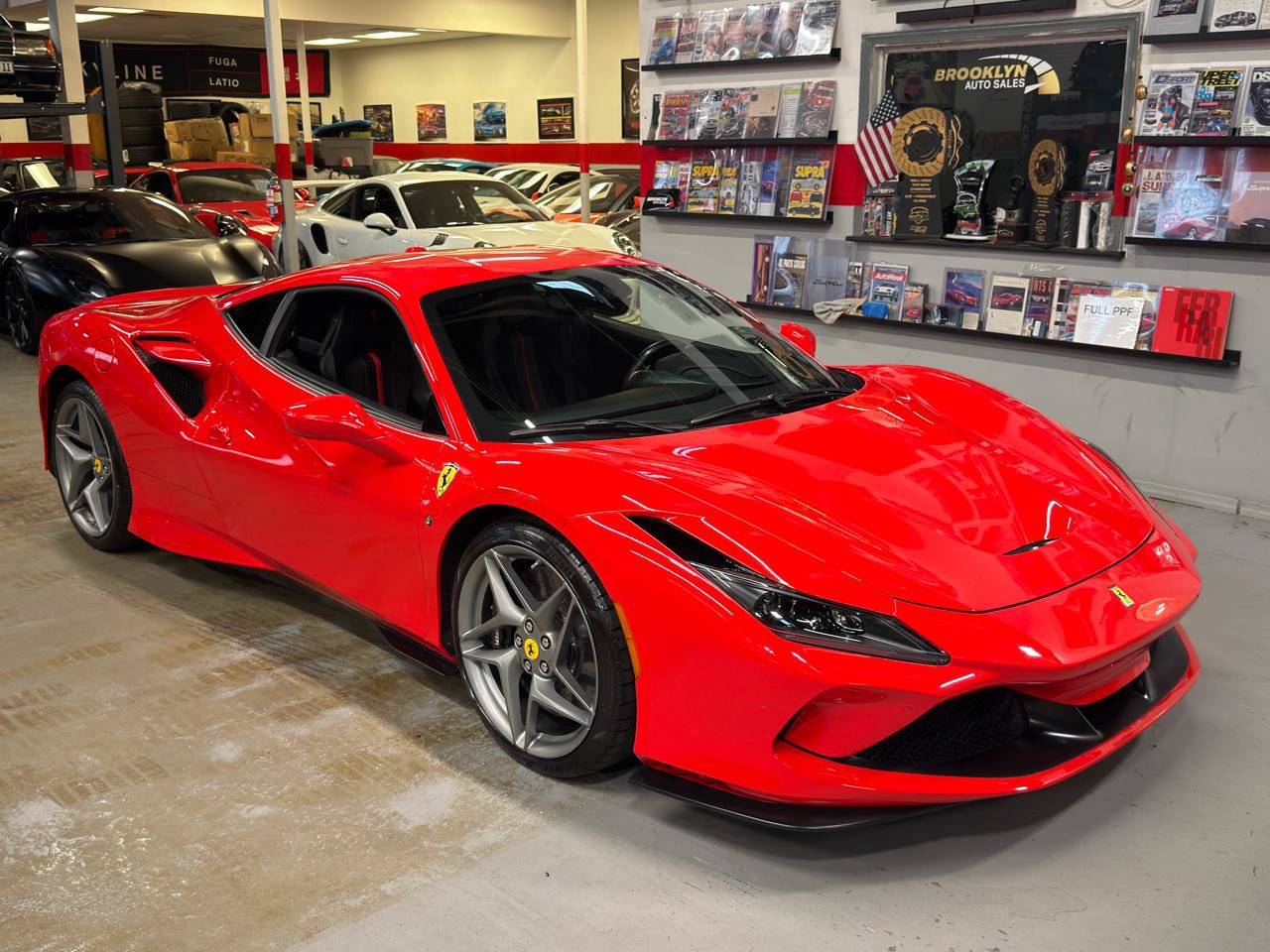 Used 2020 Ferrari F8 Tributo RWD image 4