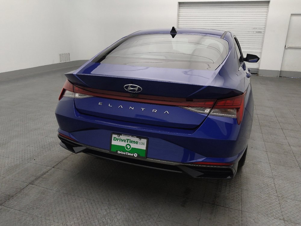 Used 2021 Hyundai Elantra SEL w/ Convenience + Premium Package image 7