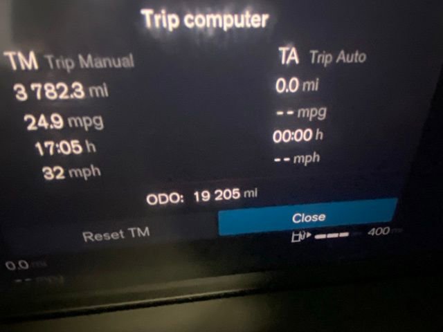 Certified 2025 Volvo XC60 B5 Plus image 17