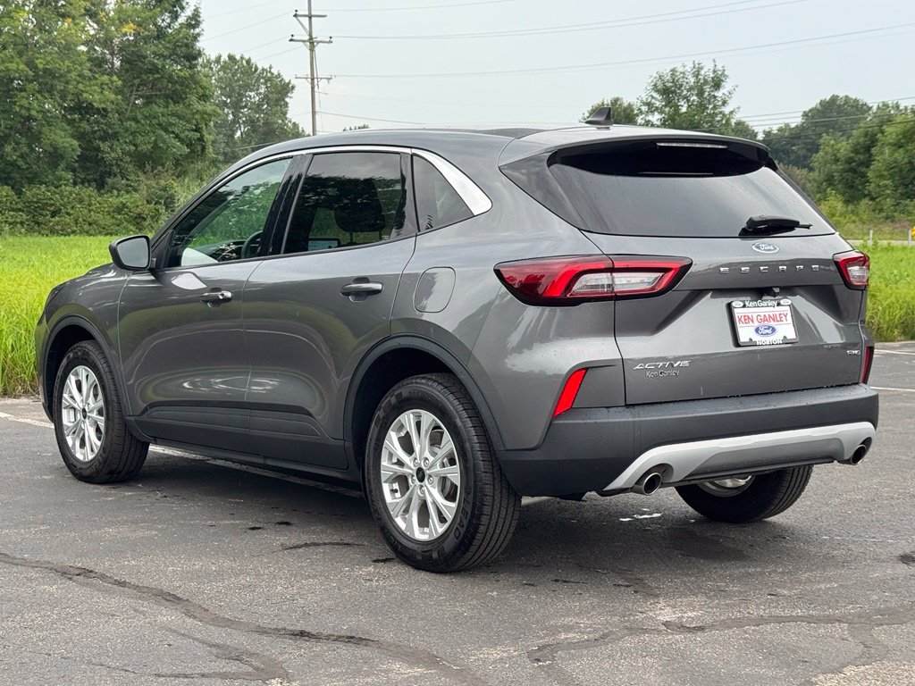 Certified 2023 Ford Escape Active AWD/4WD image 13