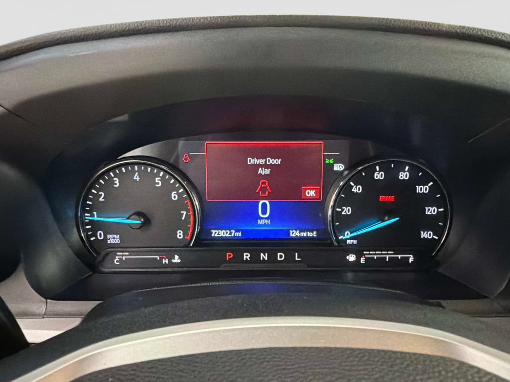 Used 2023 Ford Explorer XLT w/ Equipment Group 202A AWD/4WD image 29