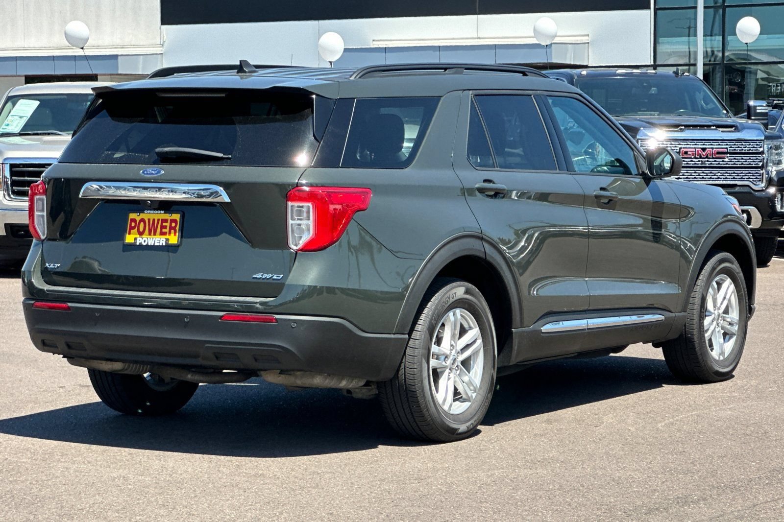 Used 2022 Ford Explorer XLT AWD/4WD image 4