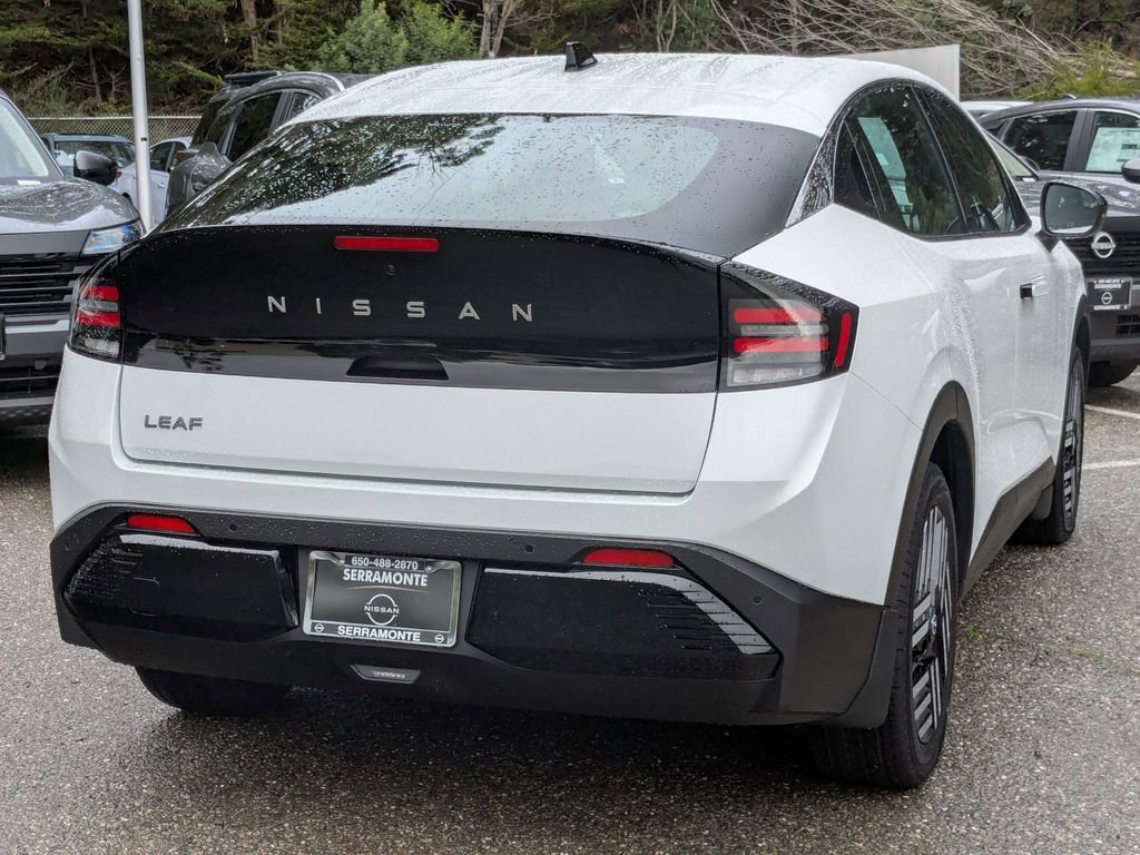 New 2026 Nissan Leaf SV+ w/ Floor Mat Package (SV+) FWD image 5