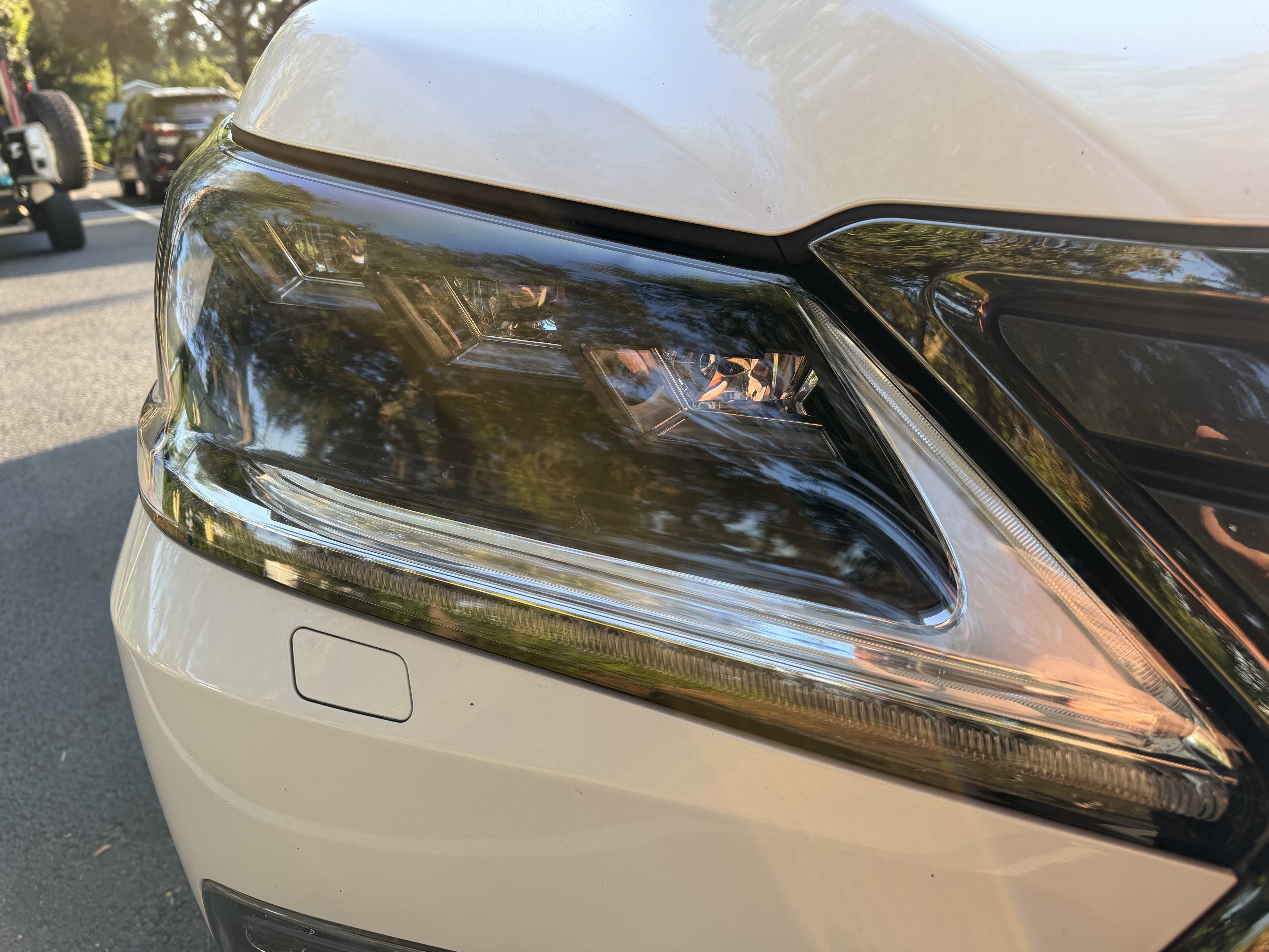 Used 2021 Lexus LX 570 4WD w/ Inspiration Series #2 image 12