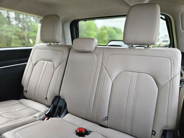 Used 2024 Ford Expedition Max Limited RWD image 31