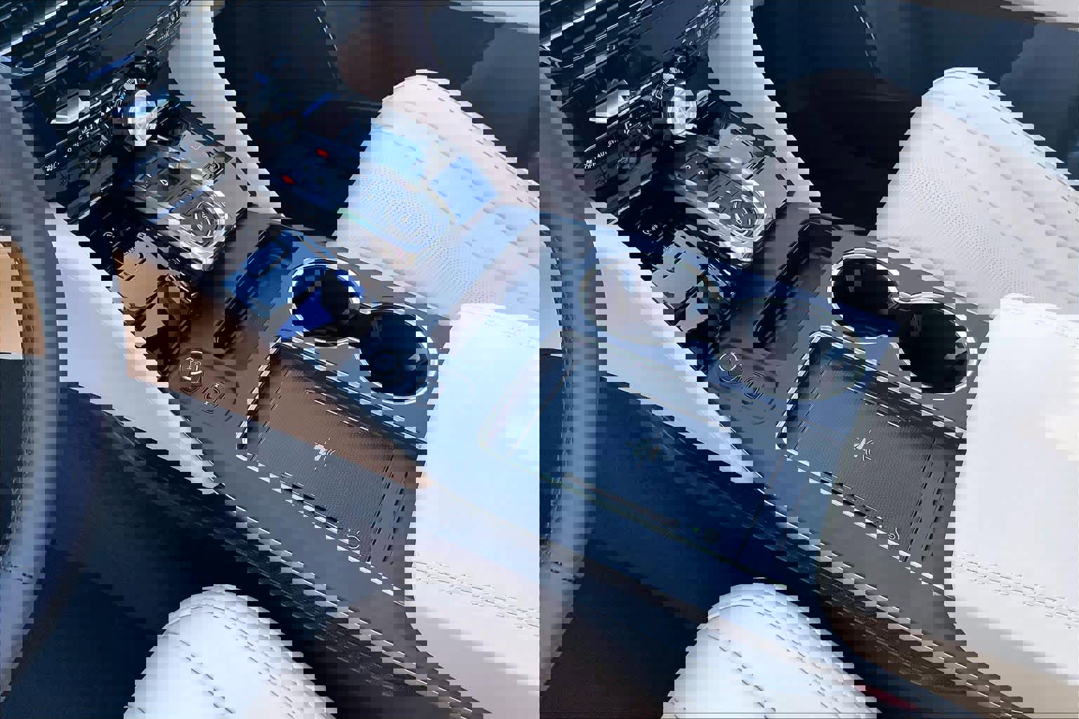 Used 2025 Acura MDX SH-AWD w/ Technology Package image 19