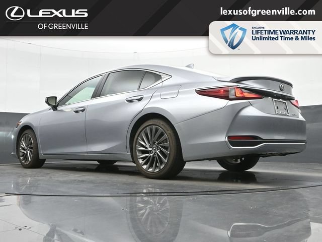 Used 2024 Lexus ES 300h w/ Accessory Package (Z1) FWD image 32