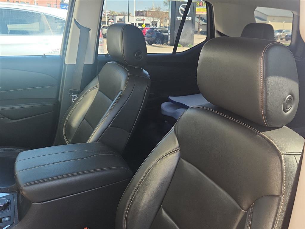 Used 2019 Chevrolet Traverse LT AWD/4WD image 9