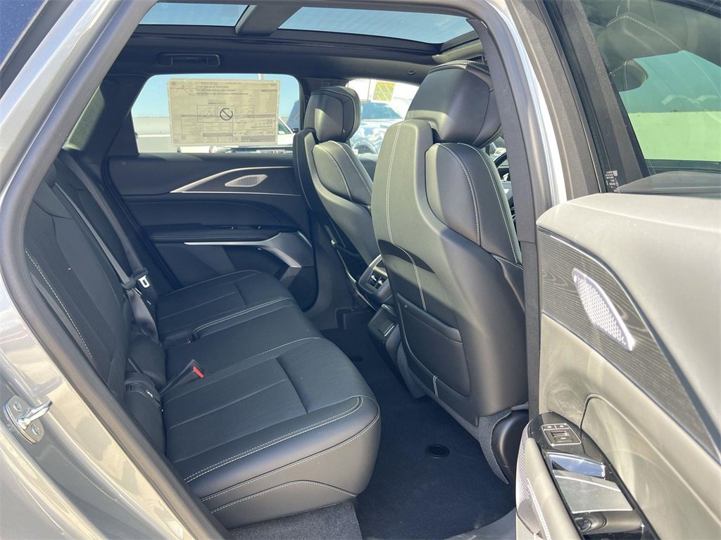 New 2025 Cadillac Lyriq Sport image 33