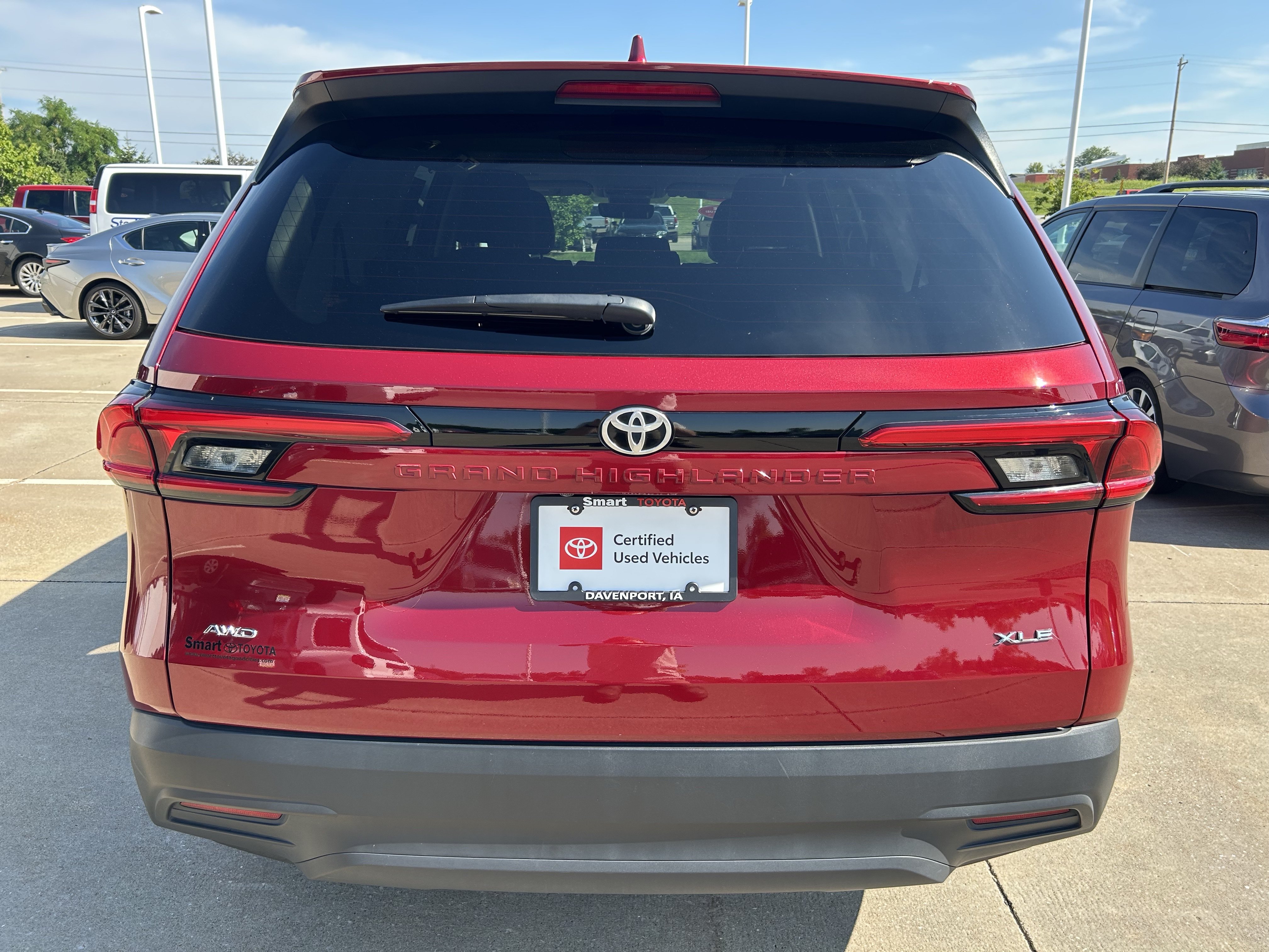 Certified 2024 Toyota Grand Highlander AWD image 5