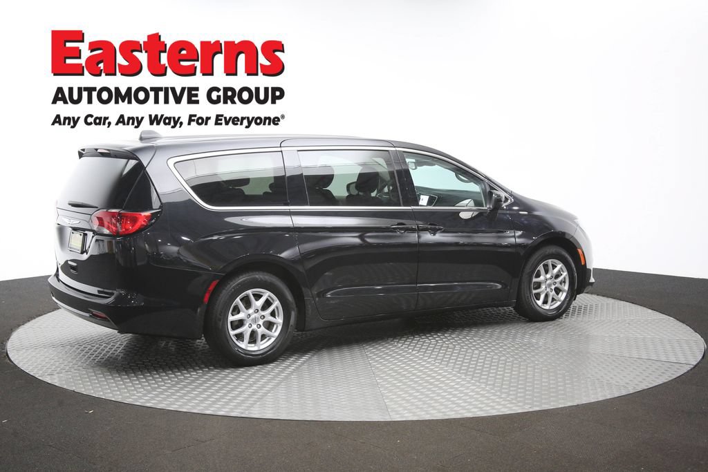 Used 2024 Chrysler Voyager LX FWD image 43