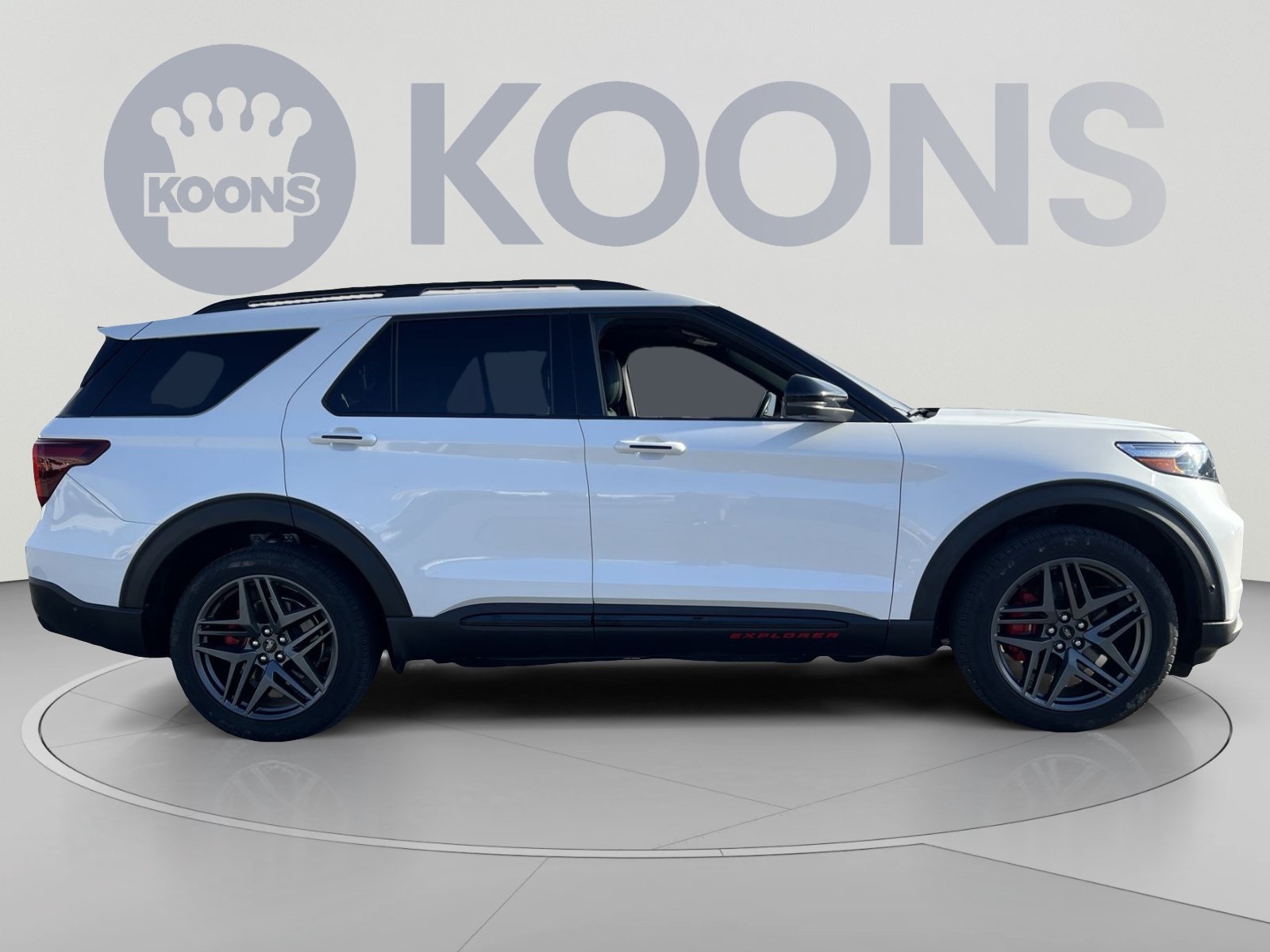 Used 2021 Ford Explorer ST w/ Equipment Group 401A AWD/4WD image 8