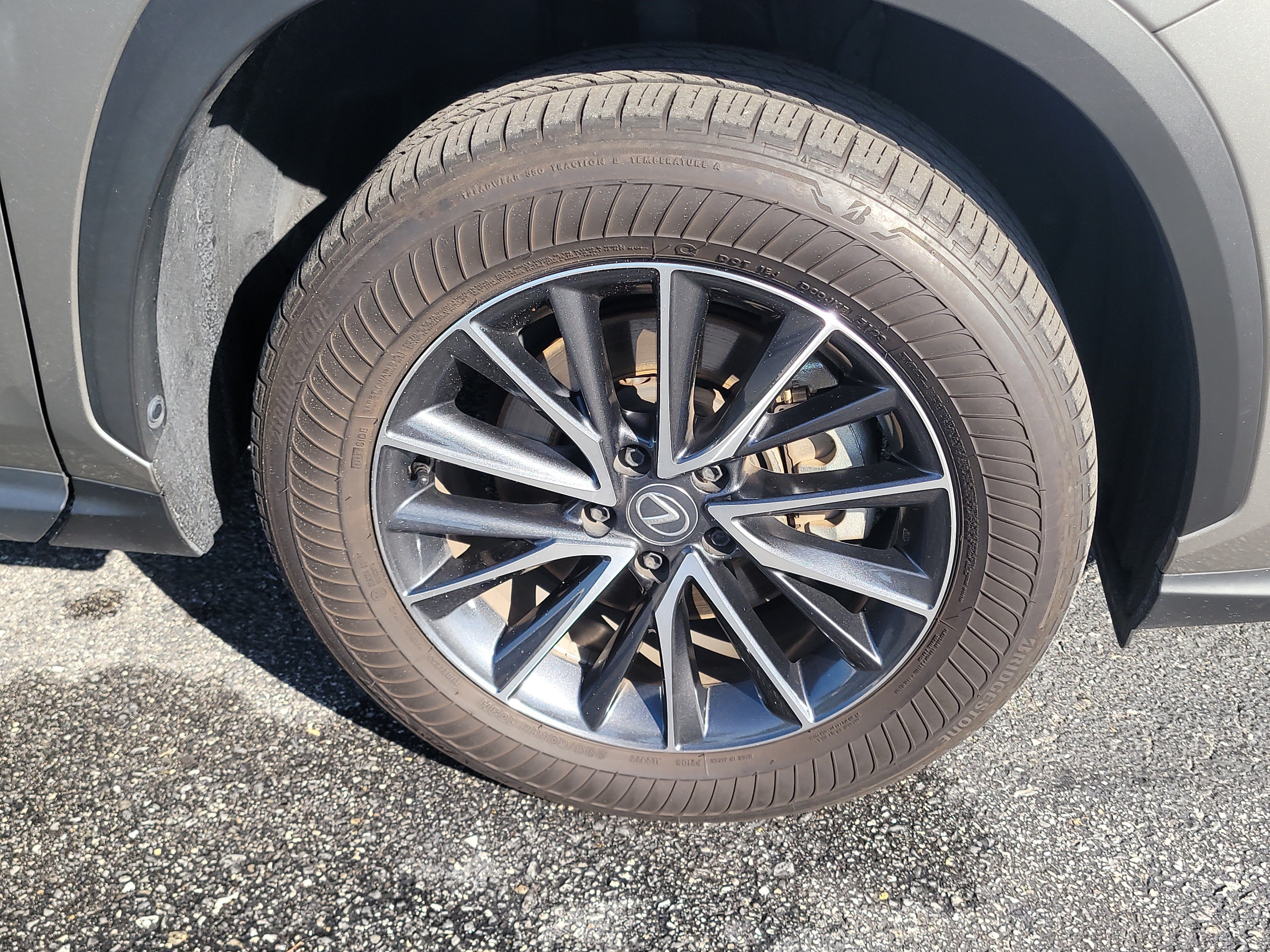 Used 2025 Lexus NX 250 FWD w/ Accessory Package (2T) image 9