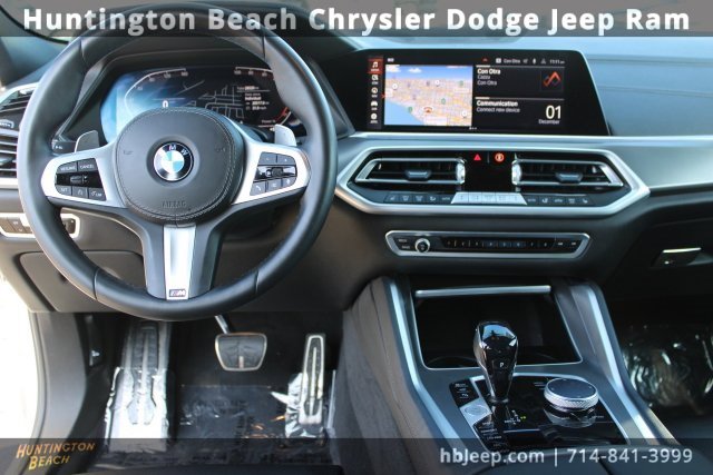 Used 2022 BMW X6 xDrive40i w/ M Sport Package image 12
