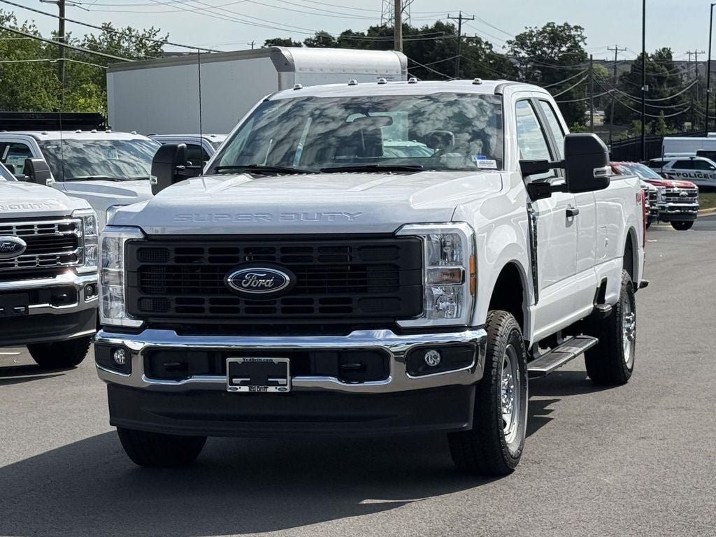 New 2026 Ford F350 XL w/ FX4 Off-Road Package AWD/4WD image 5