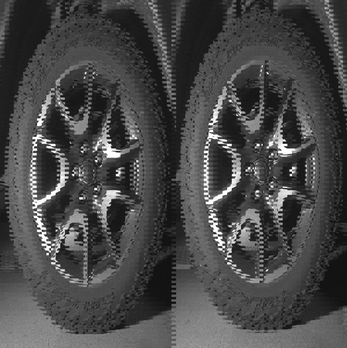 Used 2025 Jeep Compass Trailhawk image 12