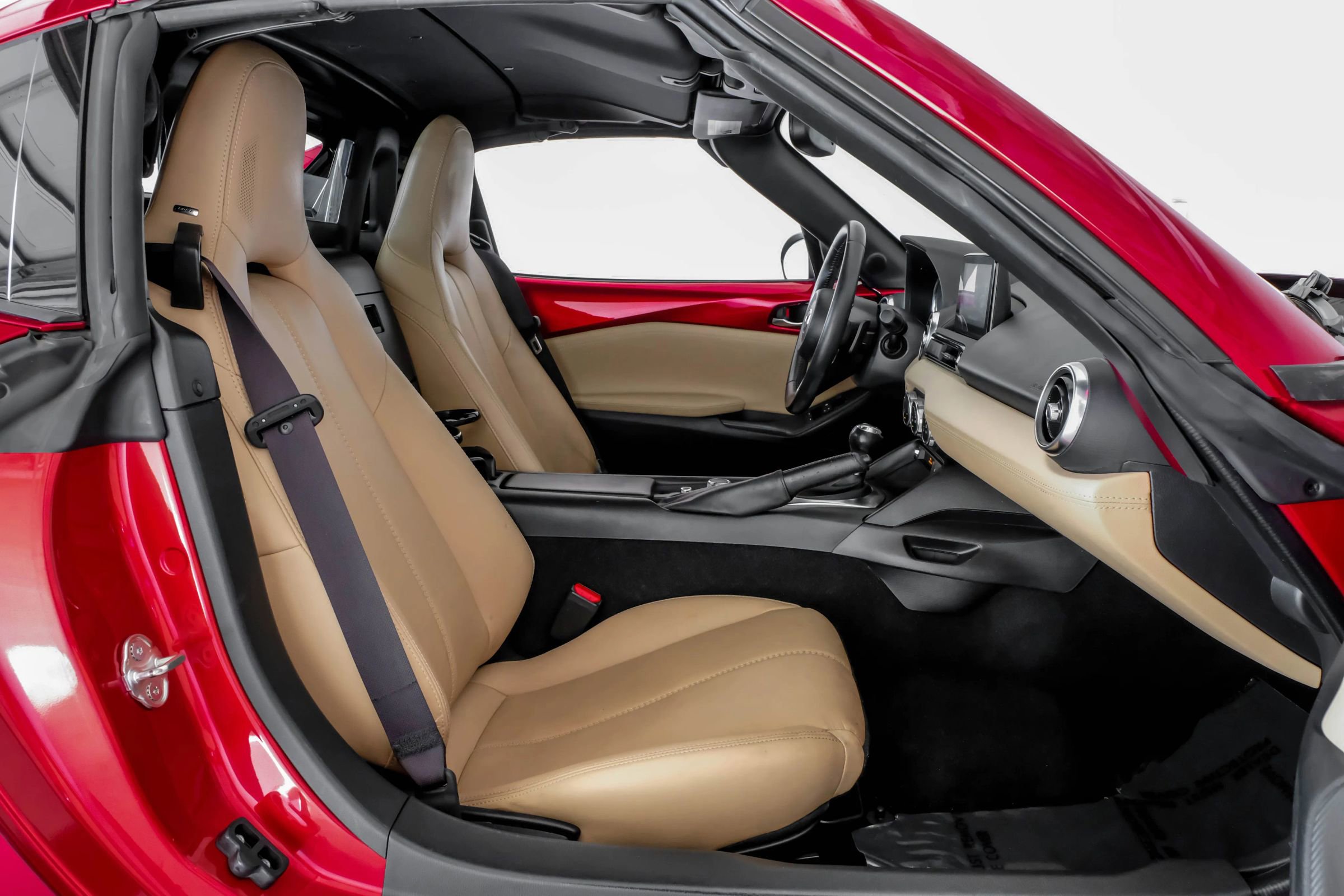 Used 2019 MAZDA MX-5 Miata RF Grand Touring image 32