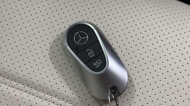 Used 2026 Mercedes-Benz GLC 300 4MATIC image 38