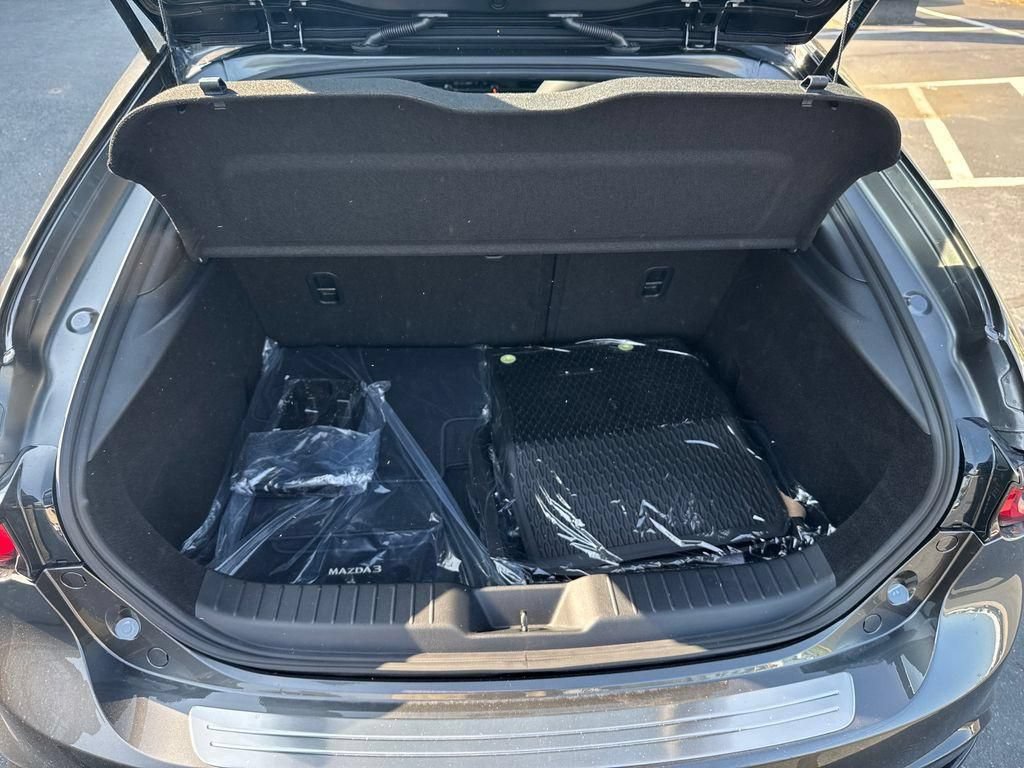 New 2026 MAZDA MAZDA3 s FWD image 28