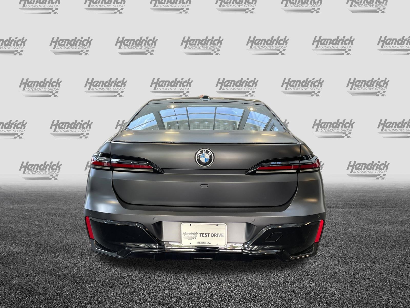 Used 2023 BMW 740i RWD image 9