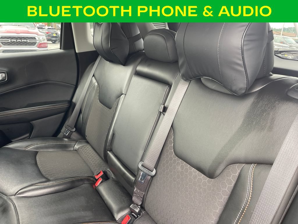 Used 2020 Jeep Compass Latitude w/ Cold Weather Group AWD/4WD image 13