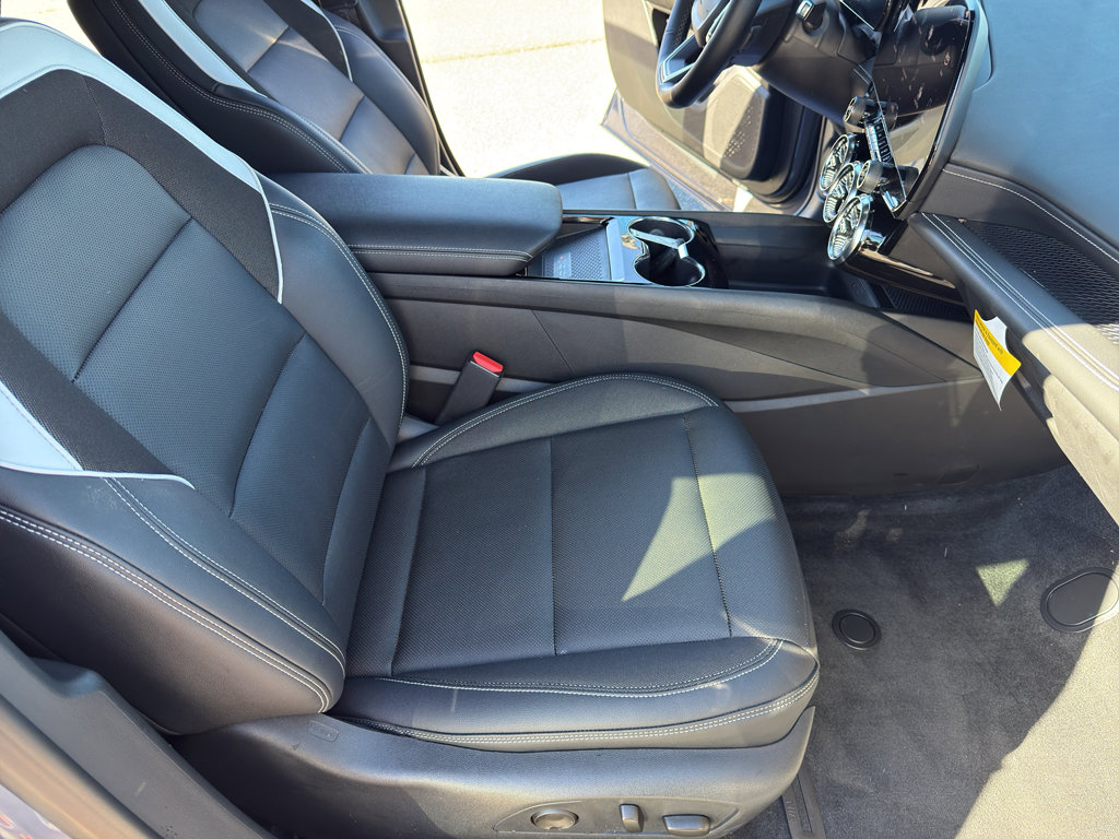 Used 2024 Chevrolet Blazer EV LT image 32