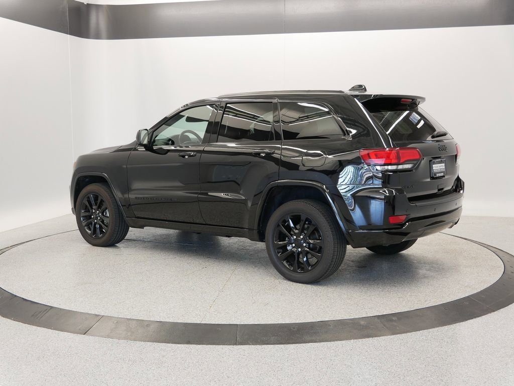 Certified 2022 Jeep Grand Cherokee Laredo X image 43