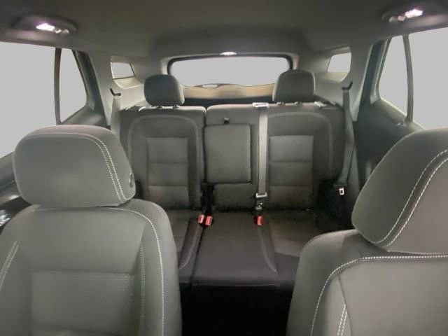 Used 2023 GMC Terrain SLE w/ LPO, Floor Liner Package image 22