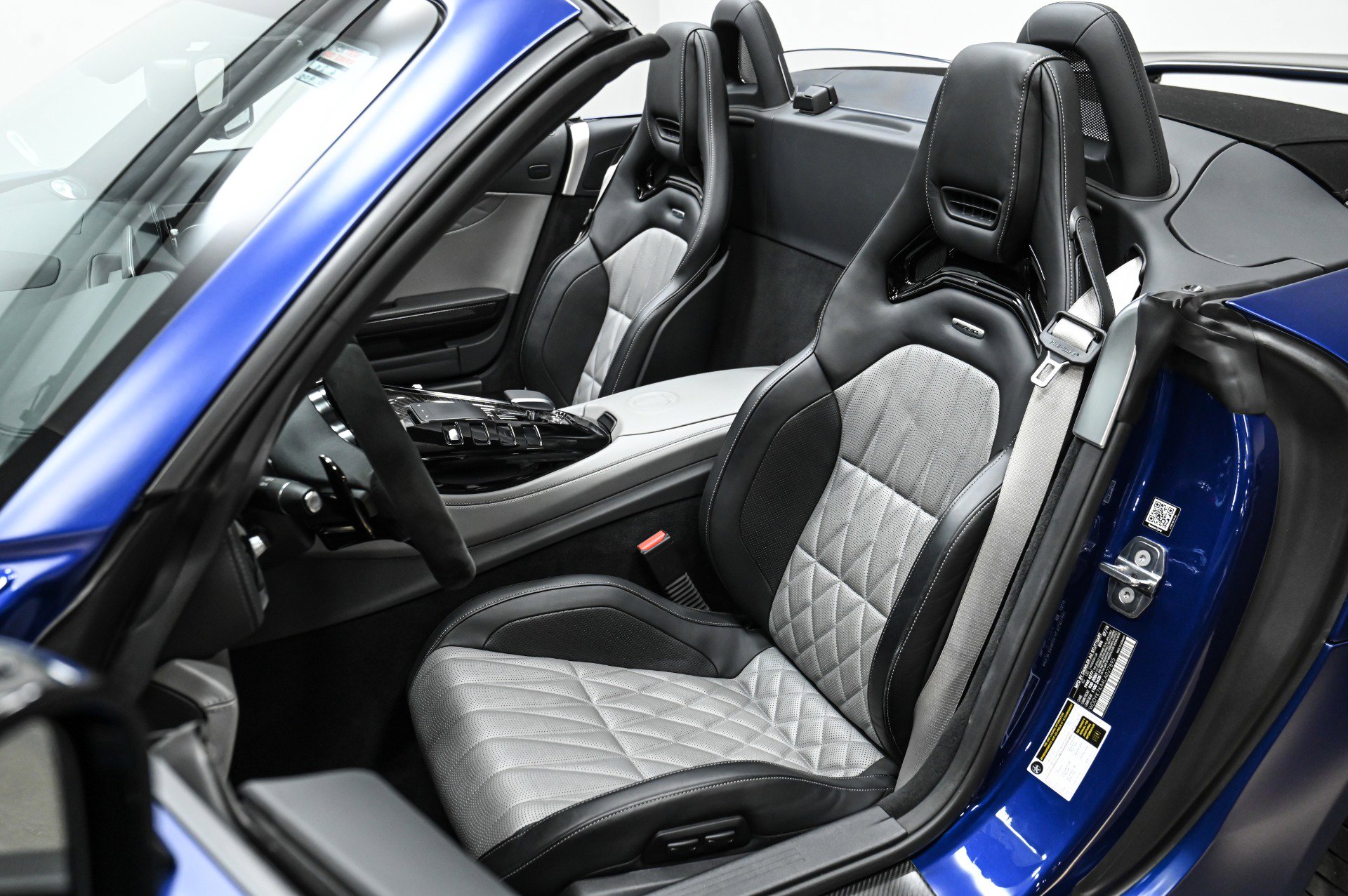 Used 2020 Mercedes-Benz AMG GT R image 6