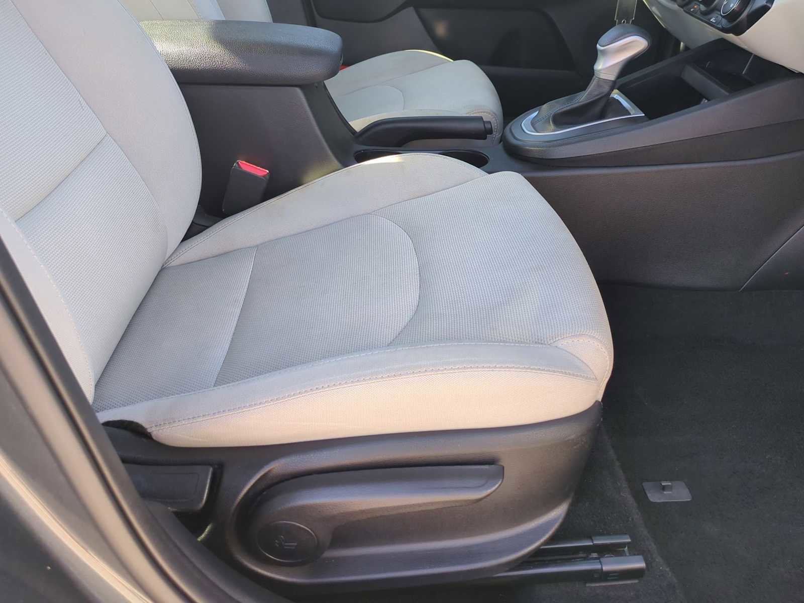 Used 2023 Kia Forte LXS w/ LXS Technology Package image 25