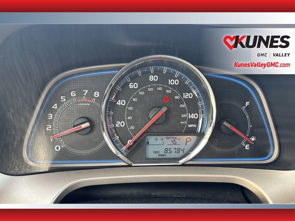 Used 2015 Toyota RAV4 Limited image 1